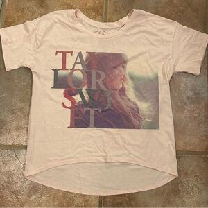 Taylor Swift T Shirt Women’s Size Small